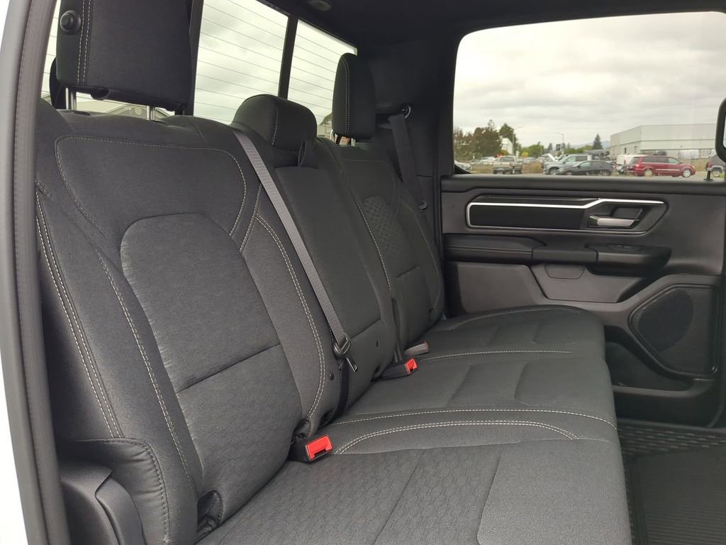 New 2026 RAM 1500 Big Horn AWD/4WD image 7