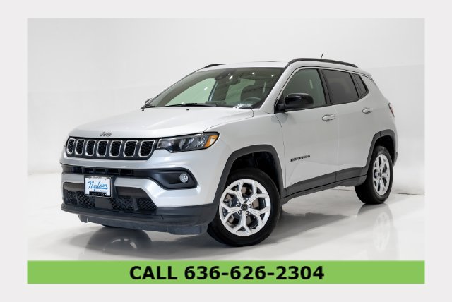 Used 2025 Jeep Compass Latitude w/ Sun & Sound Group