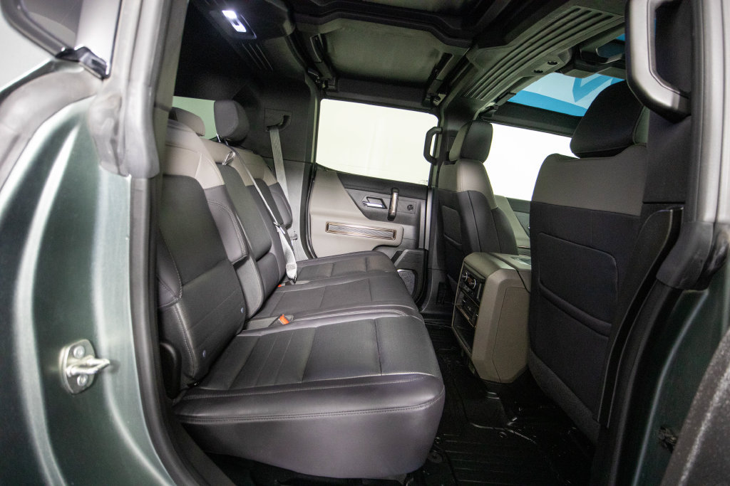 Used 2024 GMC Hummer EV 3X AWD/4WD image 12