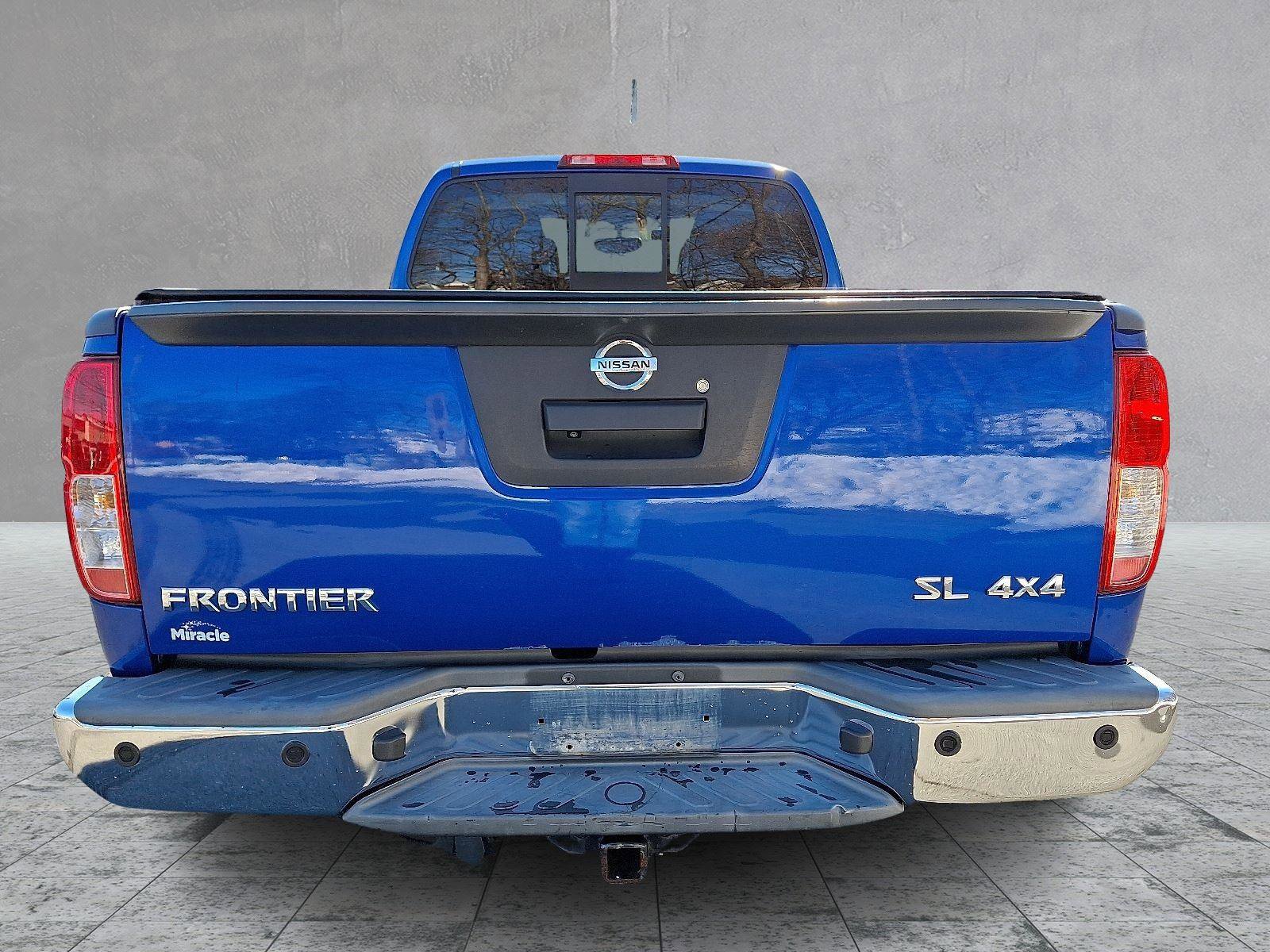 Used 2014 Nissan Frontier SL w/ SL Moonroof Package image 5