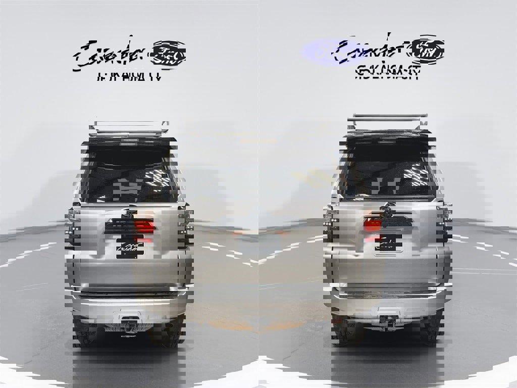 Used 2020 Toyota 4Runner Venture w/ Moonroof Package image 7