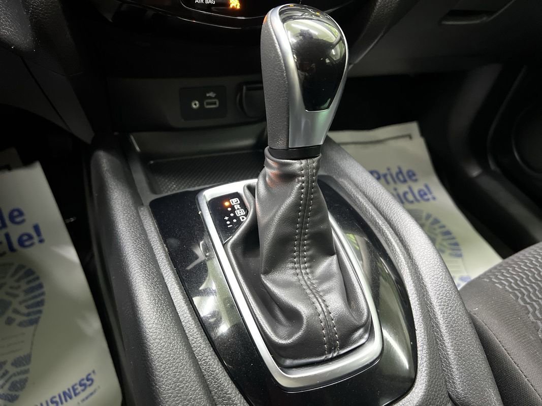 Used 2020 Nissan Rogue Sport S FWD image 23