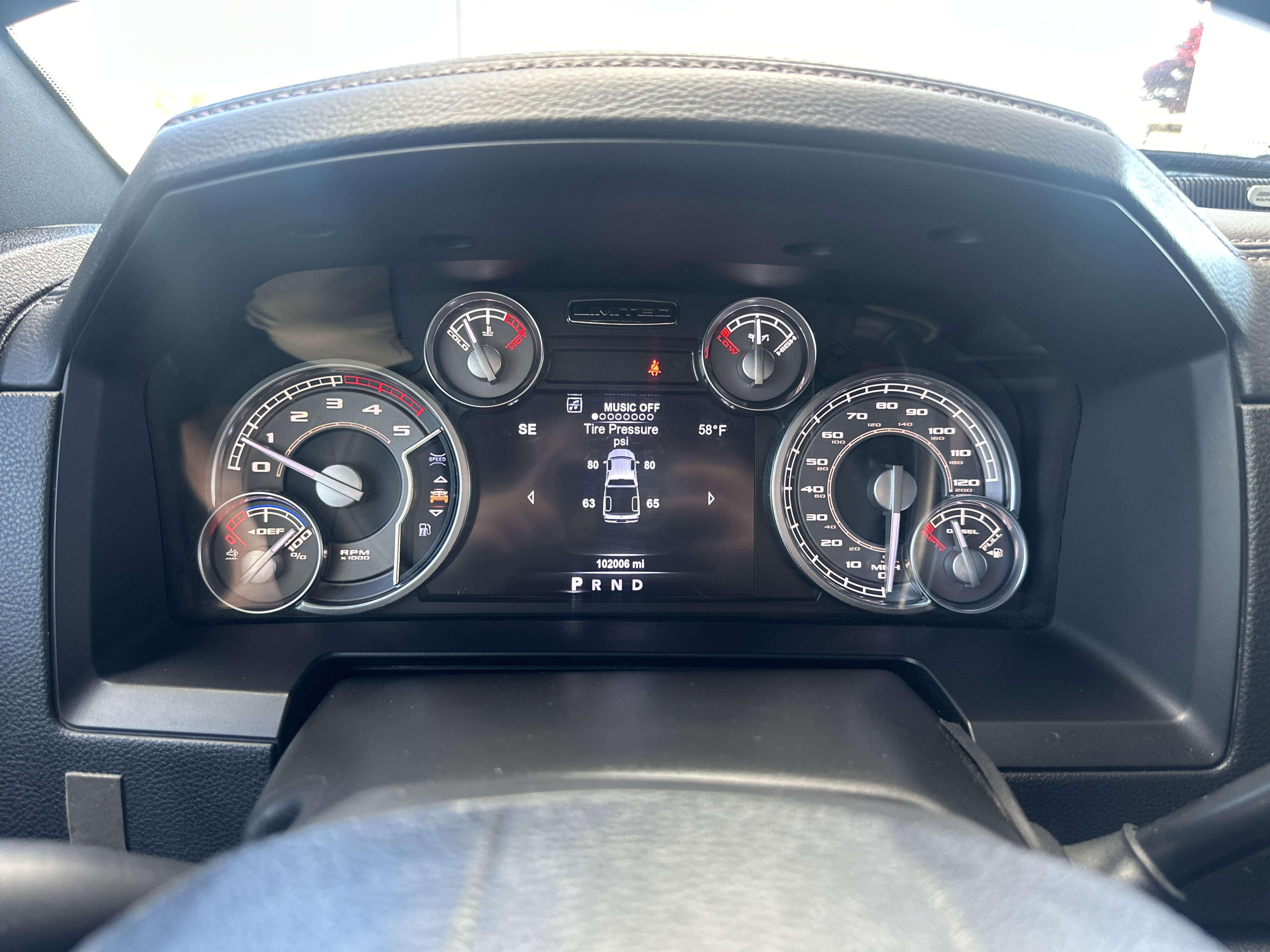 Used 2018 RAM 3500 Laramie Longhorn image 28