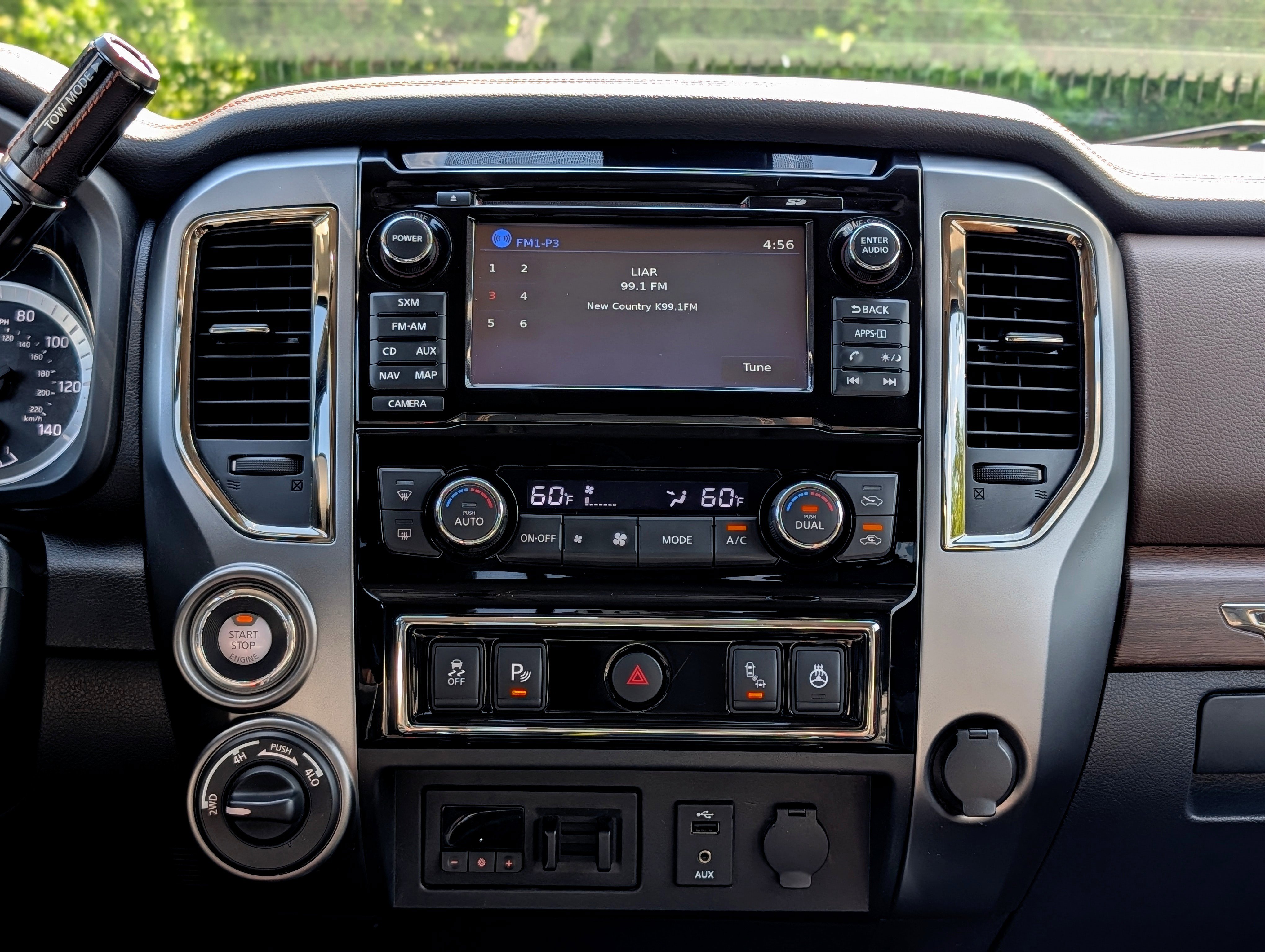 Used 2016 Nissan Titan Platinum Reserve AWD/4WD image 16