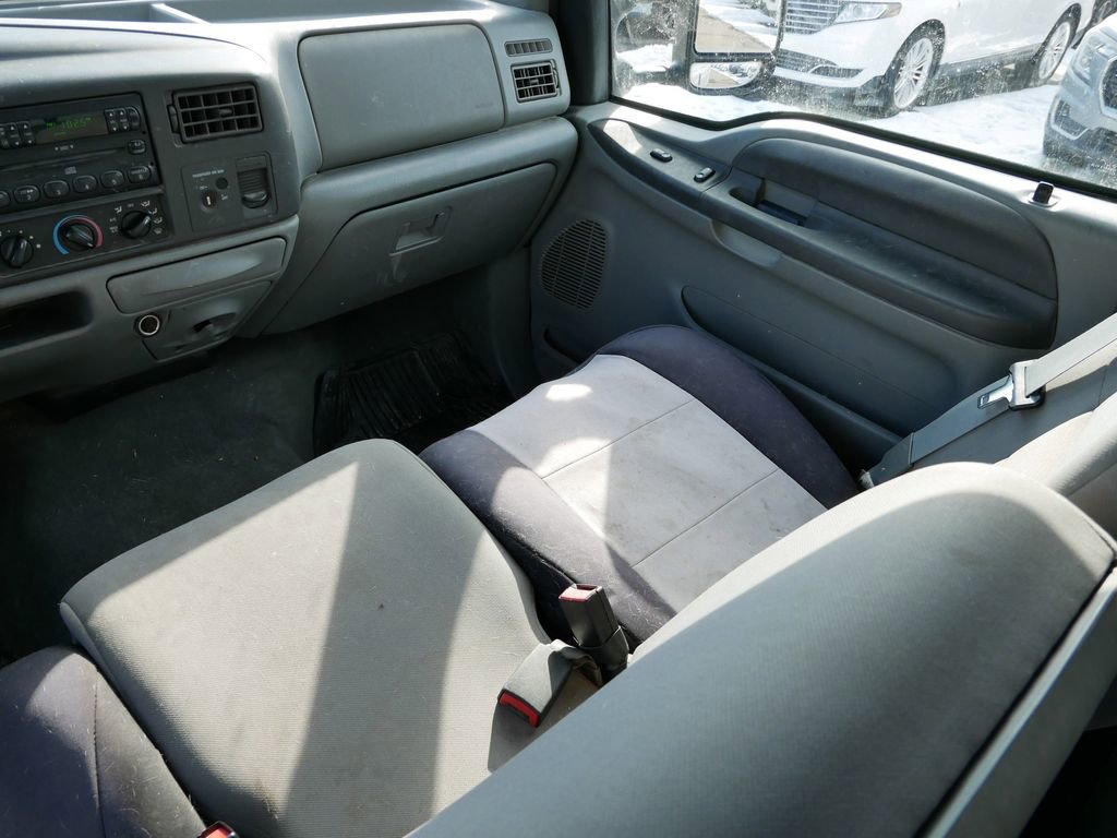 Used 2004 Ford F250 XLT image 14