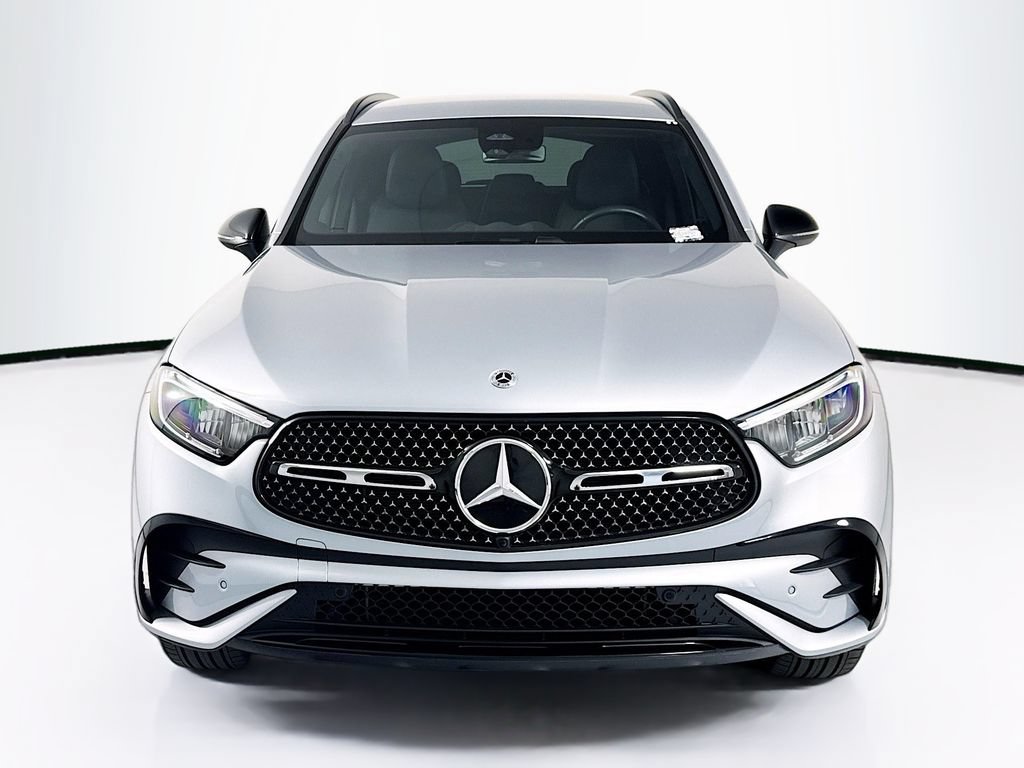 Certified 2026 Mercedes-Benz GLC 300 image 2