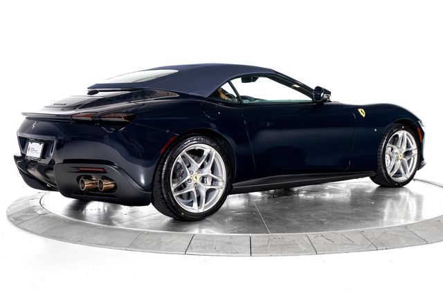 Used 2026 Ferrari Roma Spider RWD image 2