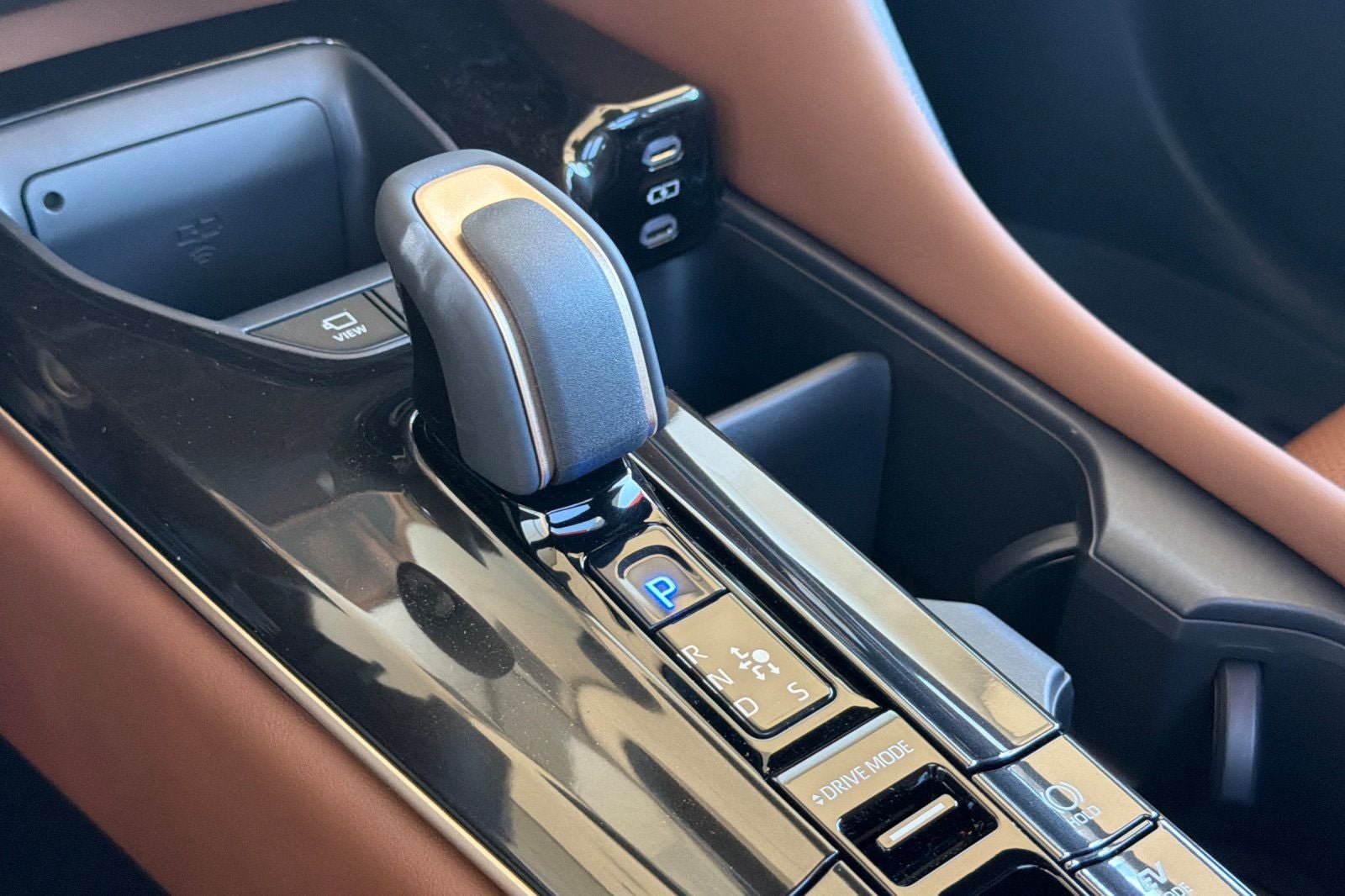 New 2026 Toyota Crown Signia AWD/4WD image 25