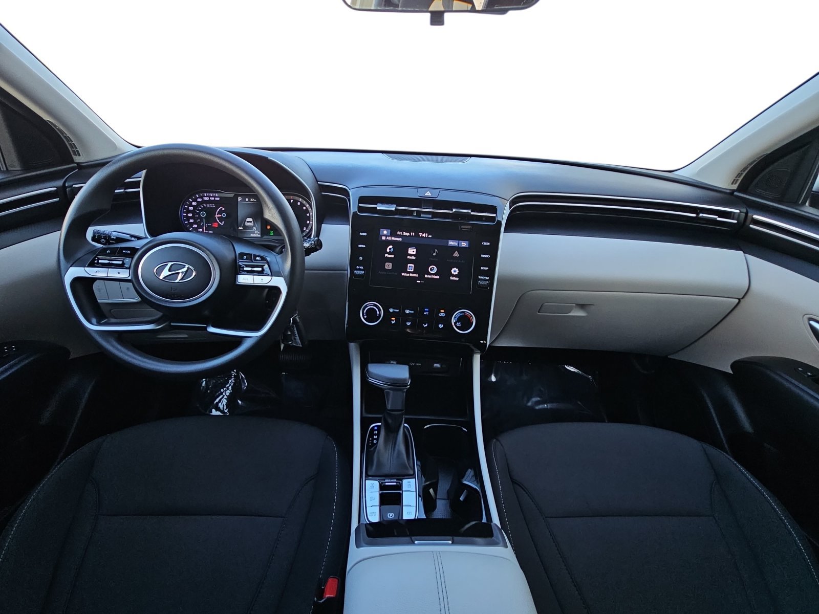 Used 2023 Hyundai Tucson SE AWD/4WD image 9