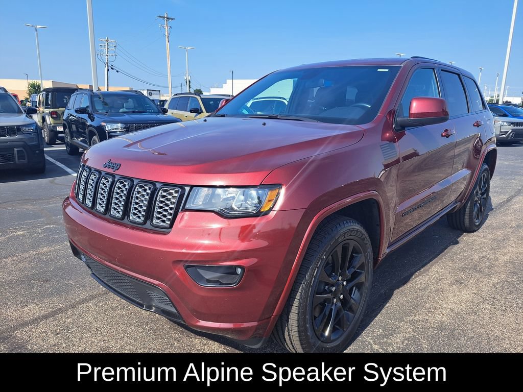 Used 2021 Jeep Grand Cherokee Laredo X AWD/4WD image 7