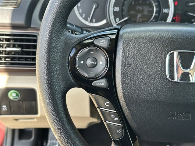 Used 2017 Honda Accord SE image 23