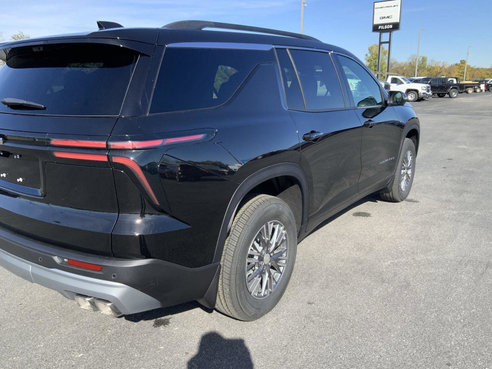 New 2026 Chevrolet Traverse LT w/ Driver Confidence Package image 20