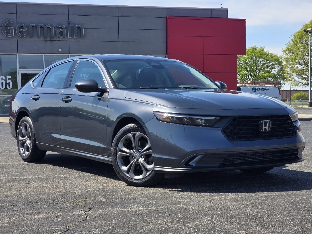 Used 2024 Honda Accord EX image 2