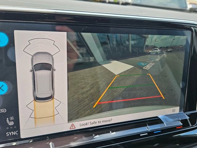 New 2025 Volkswagen Atlas Cross Sport SEL R-Line image 23