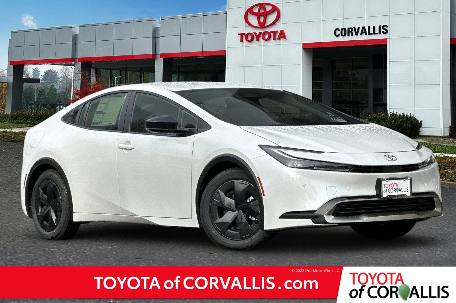 New 2026 Toyota Prius SE video 1