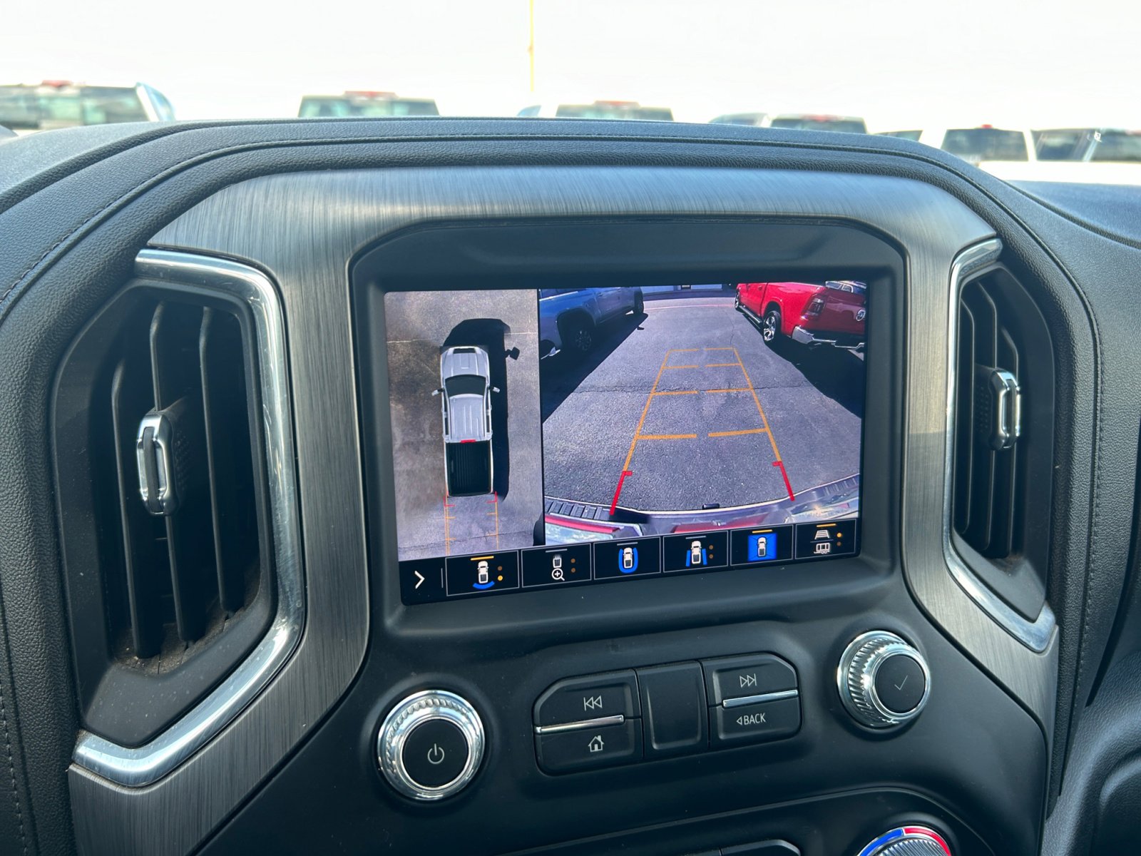 Used 2023 GMC Sierra 3500 Denali w/ Denali Ultimate Package image 15