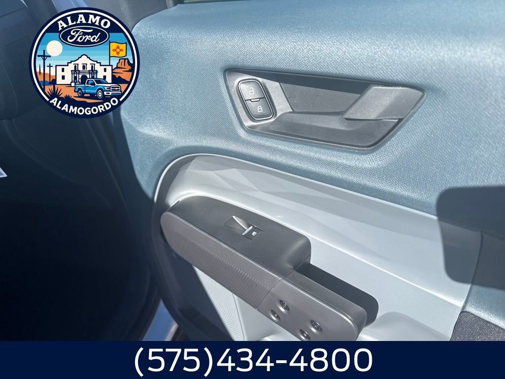 New 2025 Ford Maverick XL image 16