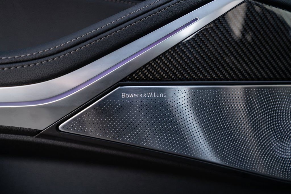 New 2026 BMW X5 M60i image 22