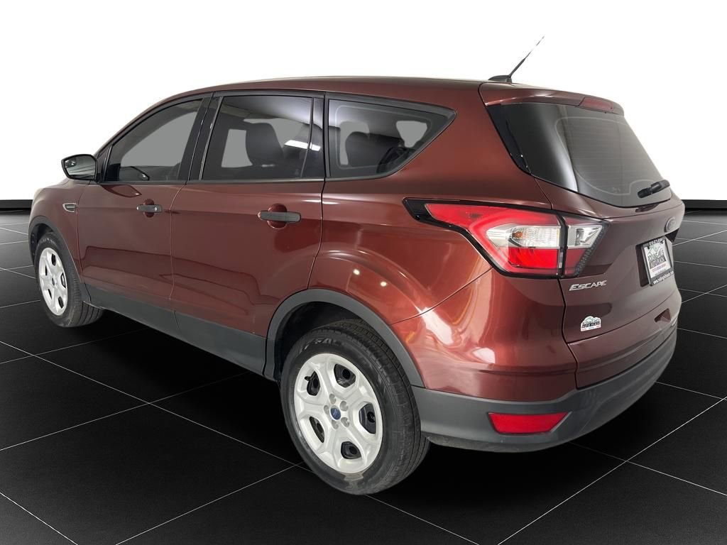 Used 2018 Ford Escape S image 3