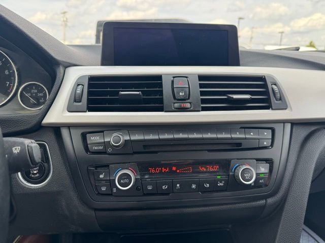 Used 2015 BMW 320i xDrive Sedan image 19