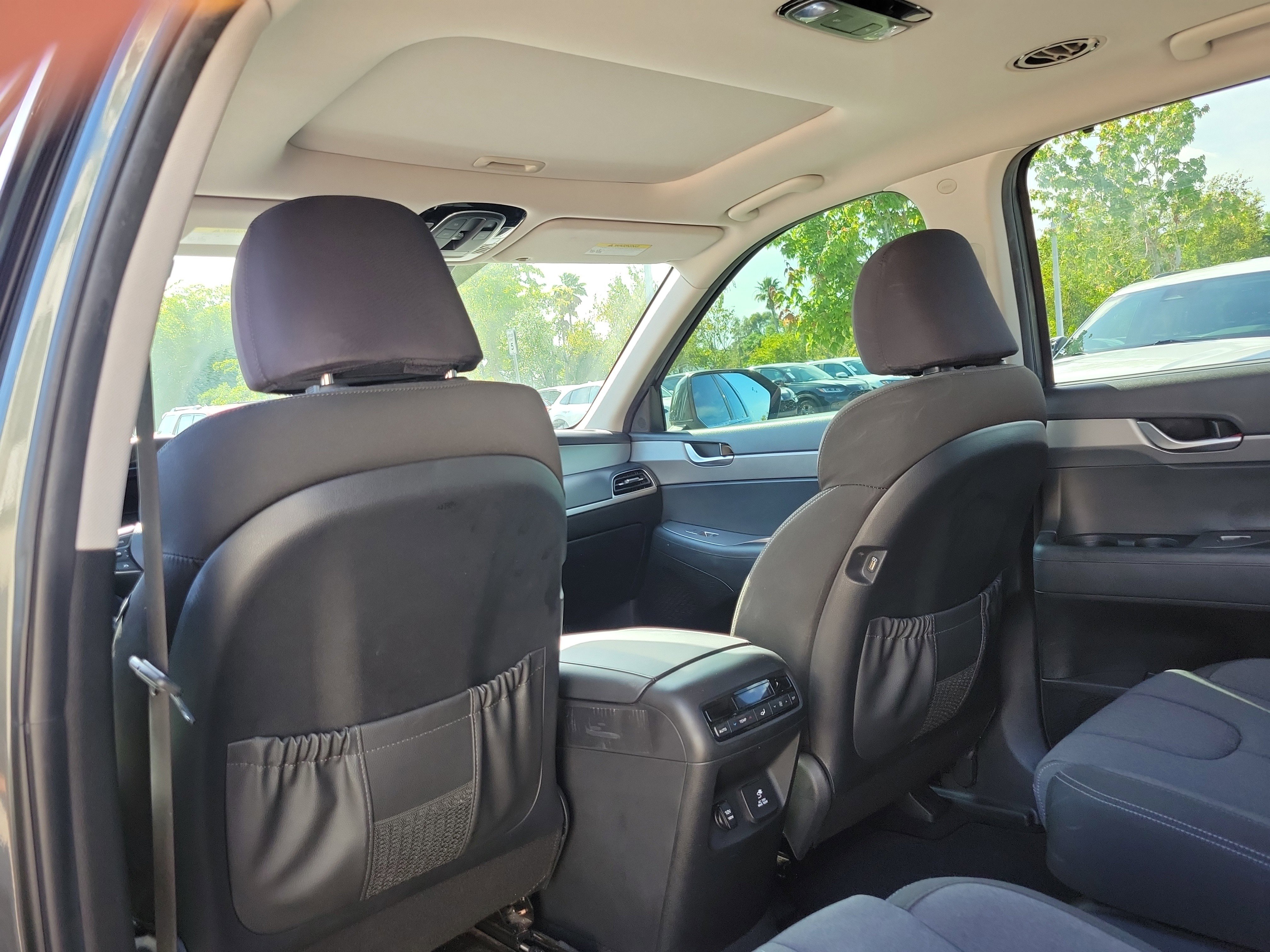 Used 2021 Hyundai Palisade SEL w/ Convenience Package image 14