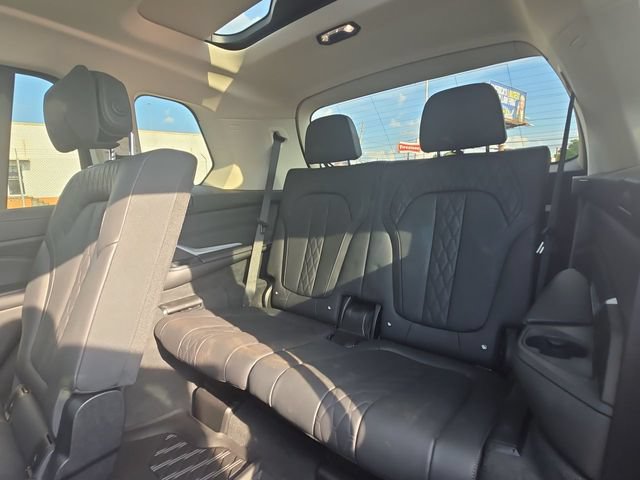 Used 2021 BMW X7 xDrive40i w/ Luxury Seating Package AWD/4WD image 24