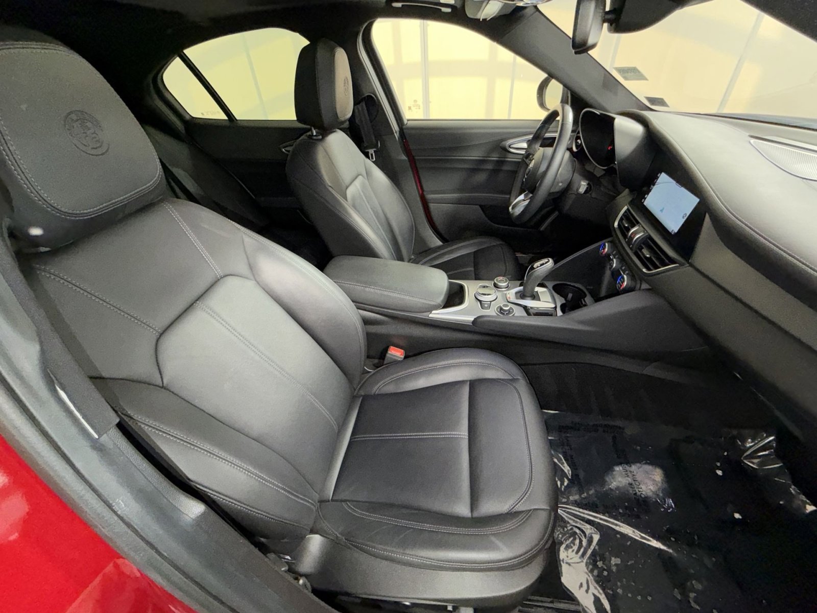 Used 2024 Alfa Romeo Giulia Ti image 27