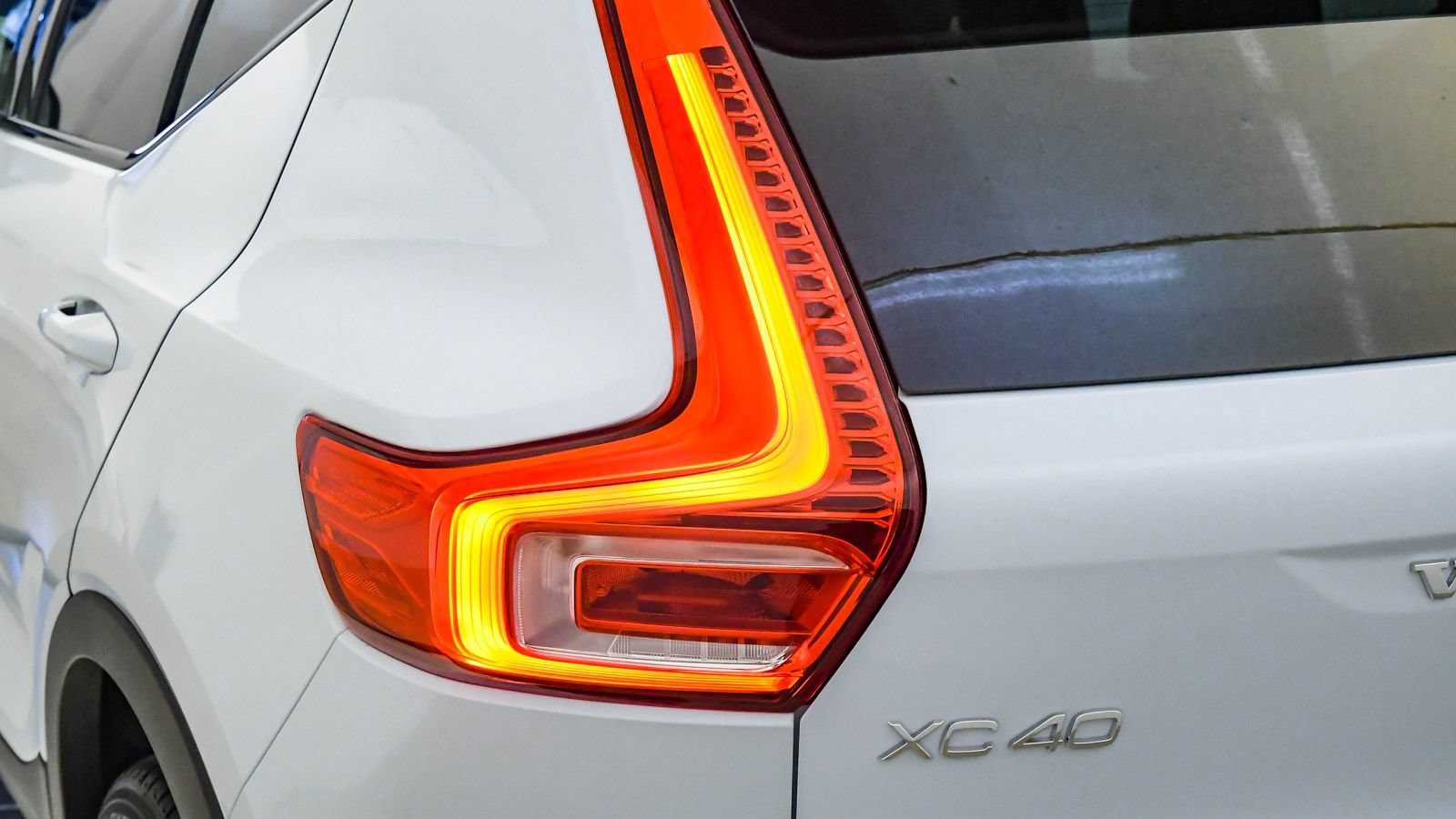 Certified 2026 Volvo XC40 B5 Plus w/ Protection Package Premier AWD/4WD image 12
