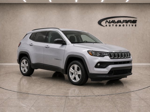 Used 2022 Jeep Compass Latitude w/ Sun and Sound Group FWD image 11