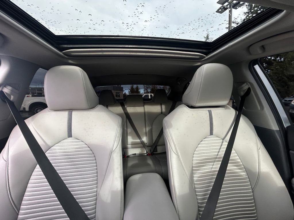 Used 2024 Toyota Camry SE w/ Cold Weather Package image 27