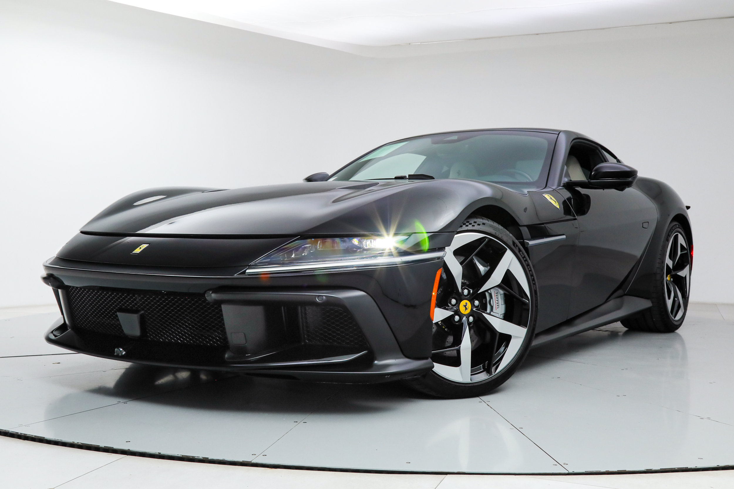 Certified 2025 Ferrari 12Cilindri RWD image 20