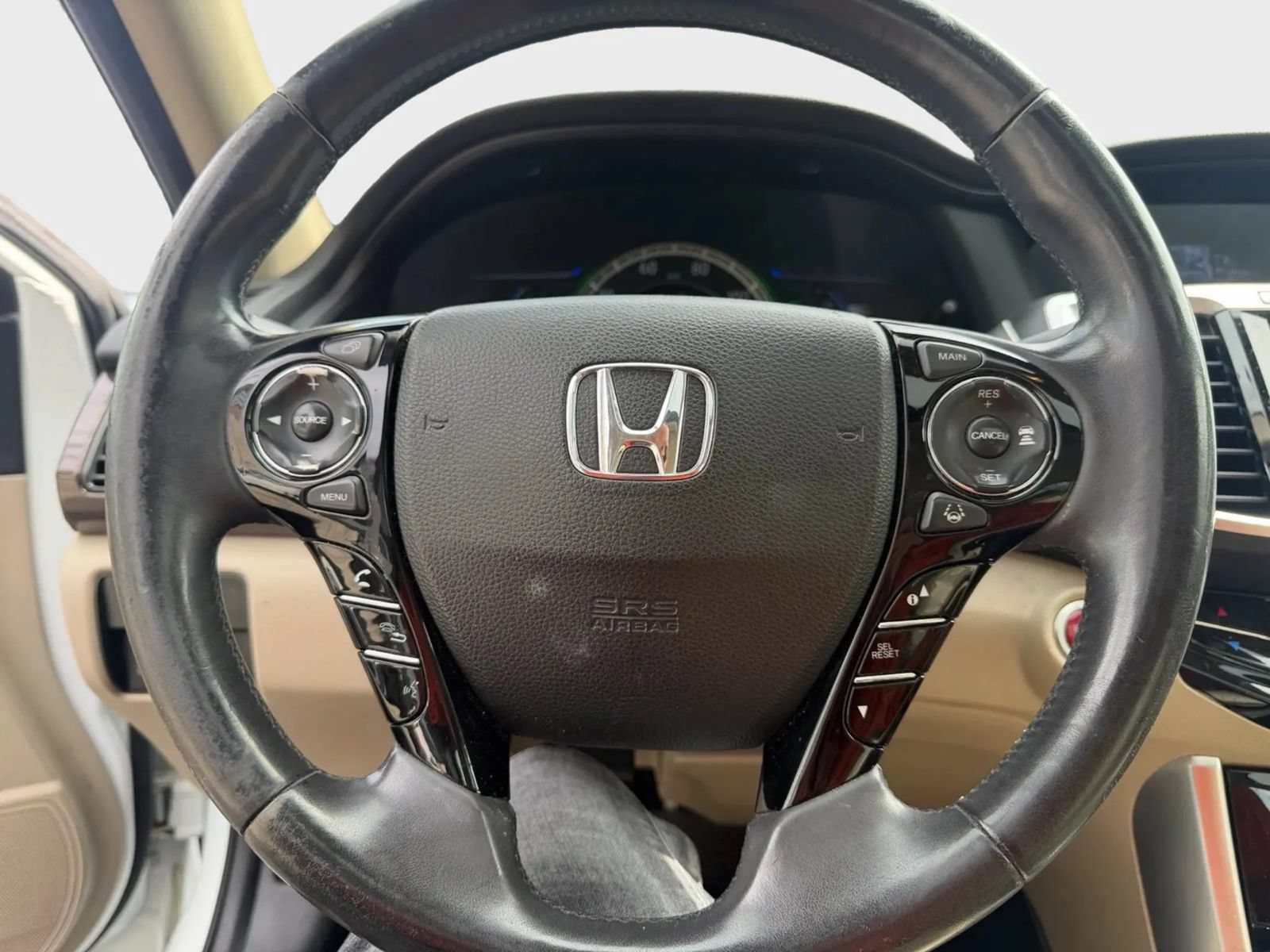 Used 2017 Honda Accord EX-L image 12