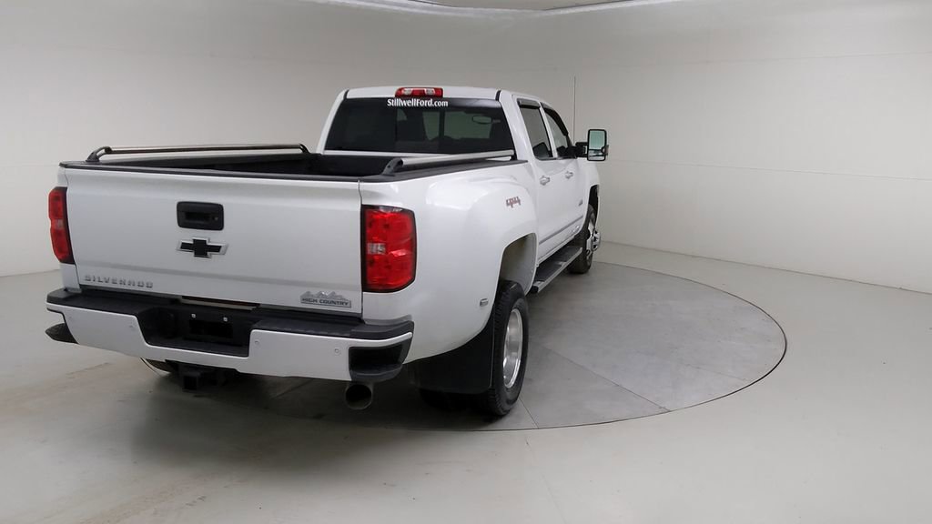 Used 2017 Chevrolet Silverado 3500 High Country image 14