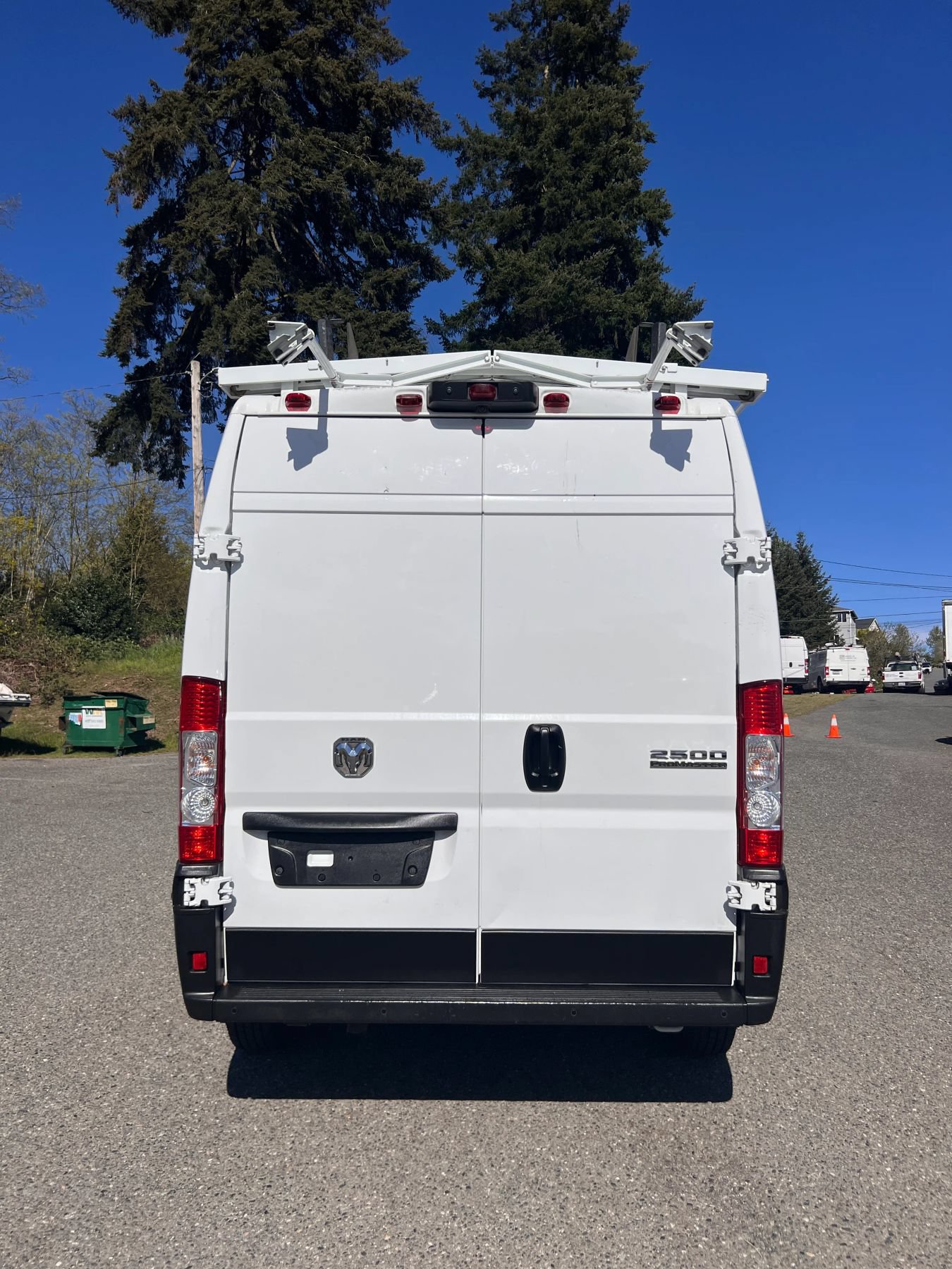 Used 2024 RAM ProMaster 2500 w/ Convenience Group FWD image 6