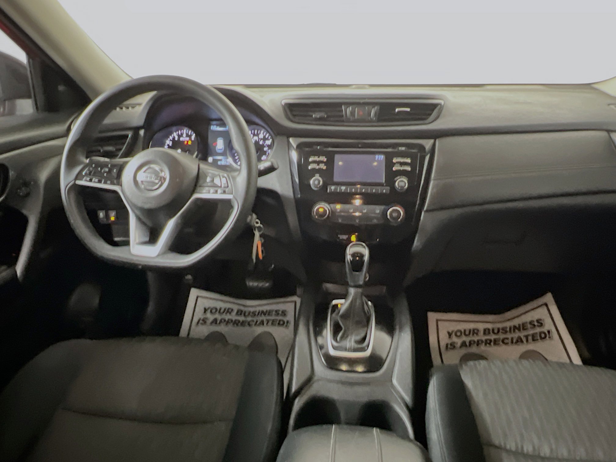 Used 2017 Nissan Rogue S image 29