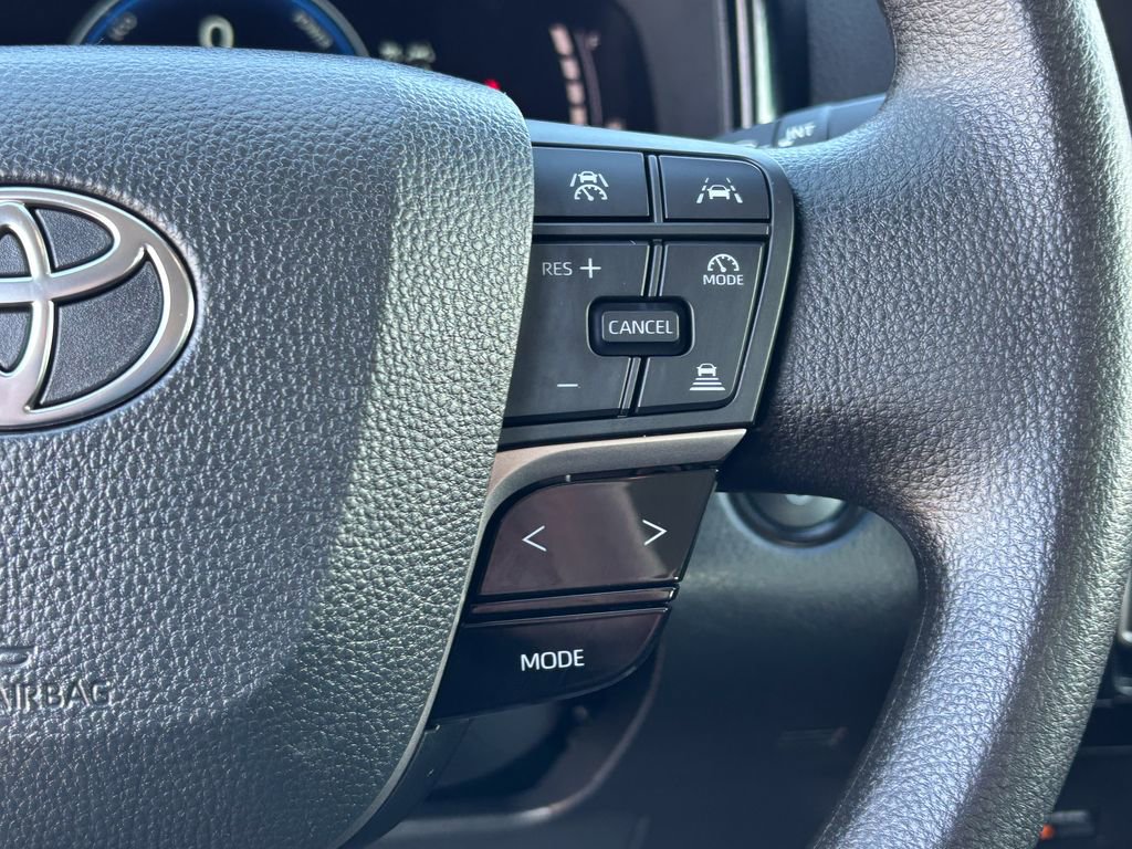 Certified 2025 Toyota Camry LE image 31