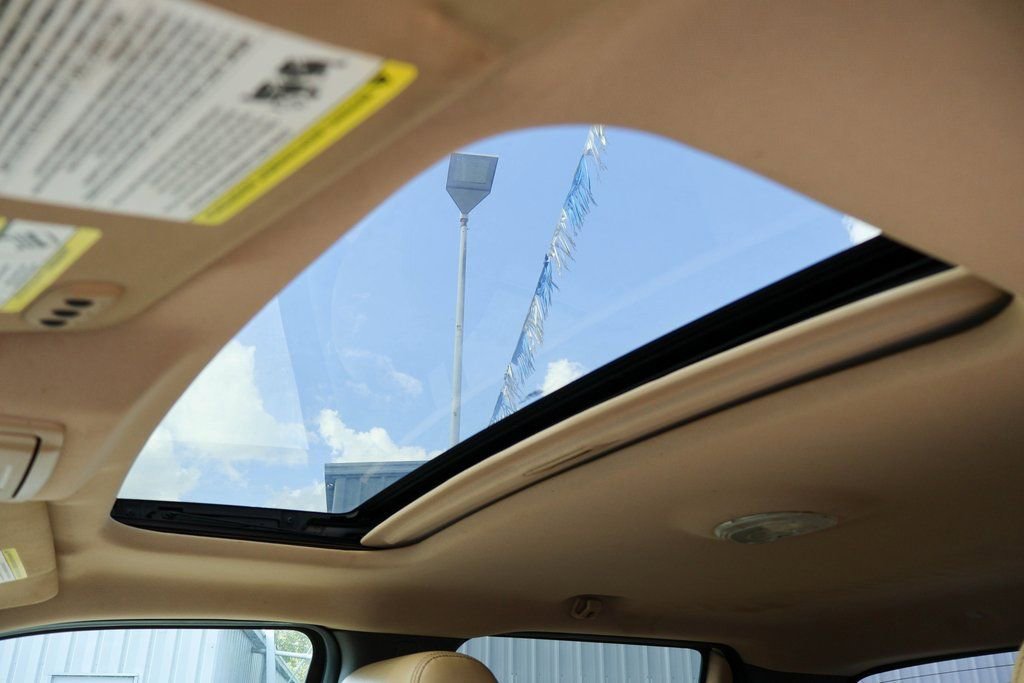 Used 2013 Ford F150 Lariat w/ Luxury Equipment Group image 11