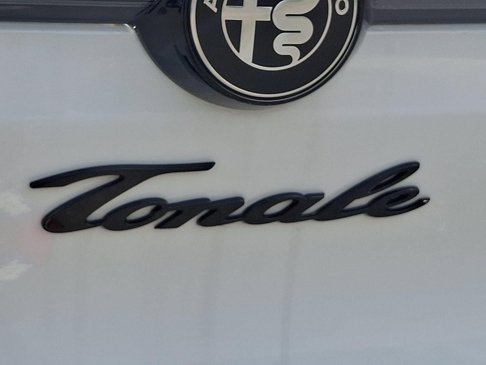 New 2026 Alfa Romeo Tonale w/ Quick Order Package 23H Volce AWD/4WD image 25