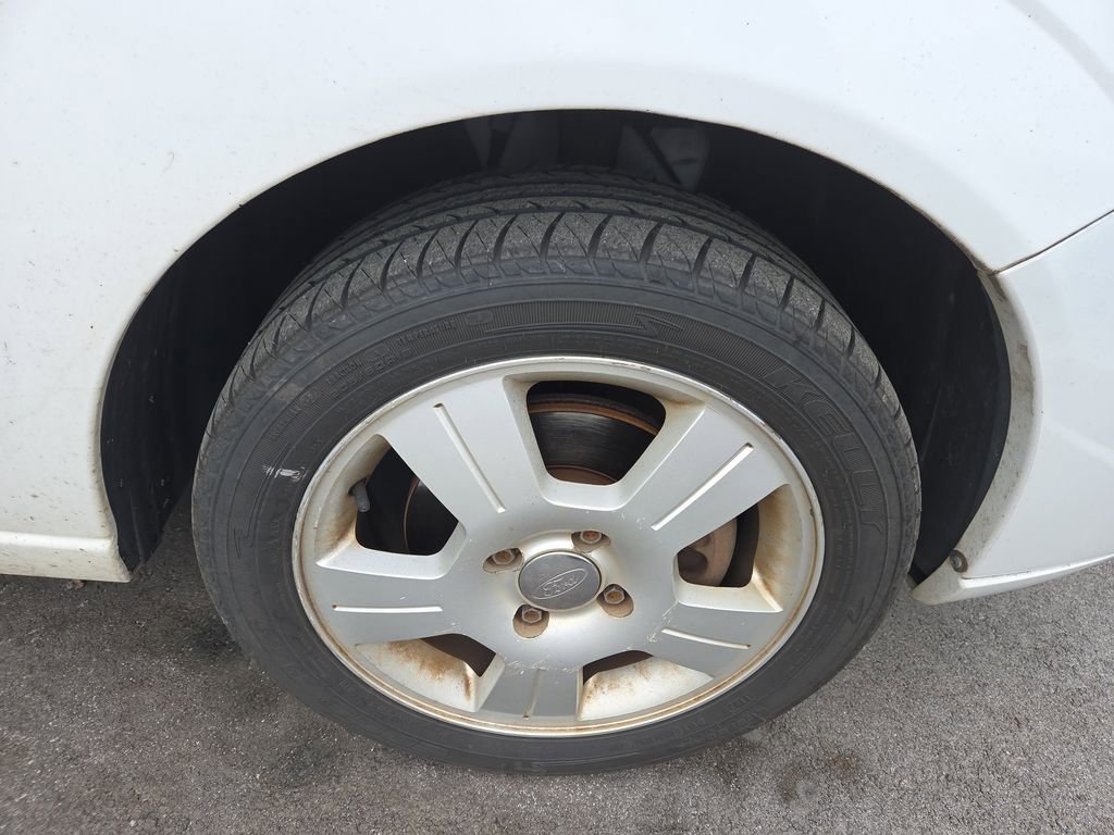 Used 2007 Ford Focus S video 2