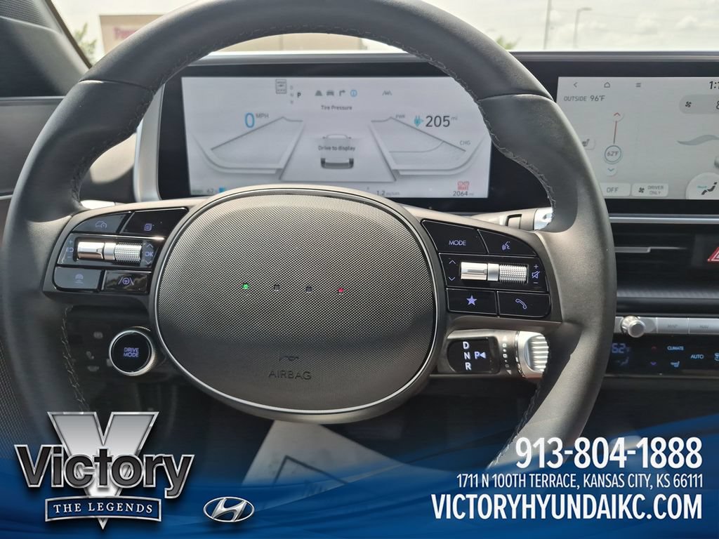 Used 2025 Hyundai Ioniq 6 SE RWD image 13