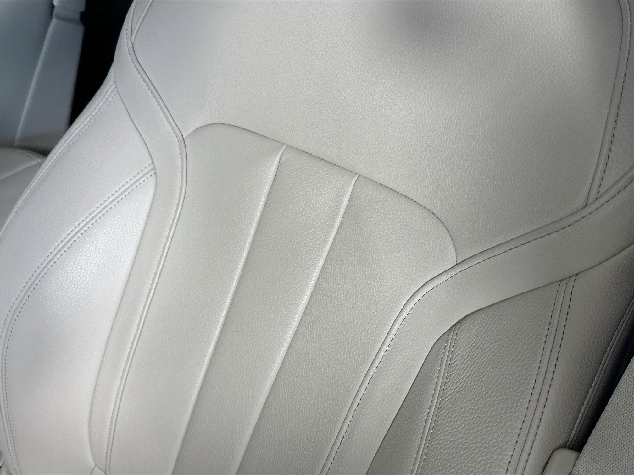 Used 2022 BMW 740i w/ Interior Design Package image 20