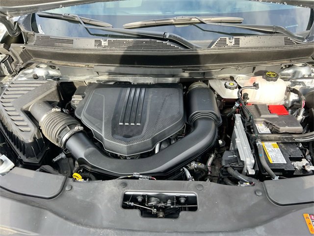 Used 2025 Chevrolet Traverse Z71 w/ Driver Confidence Package image 29