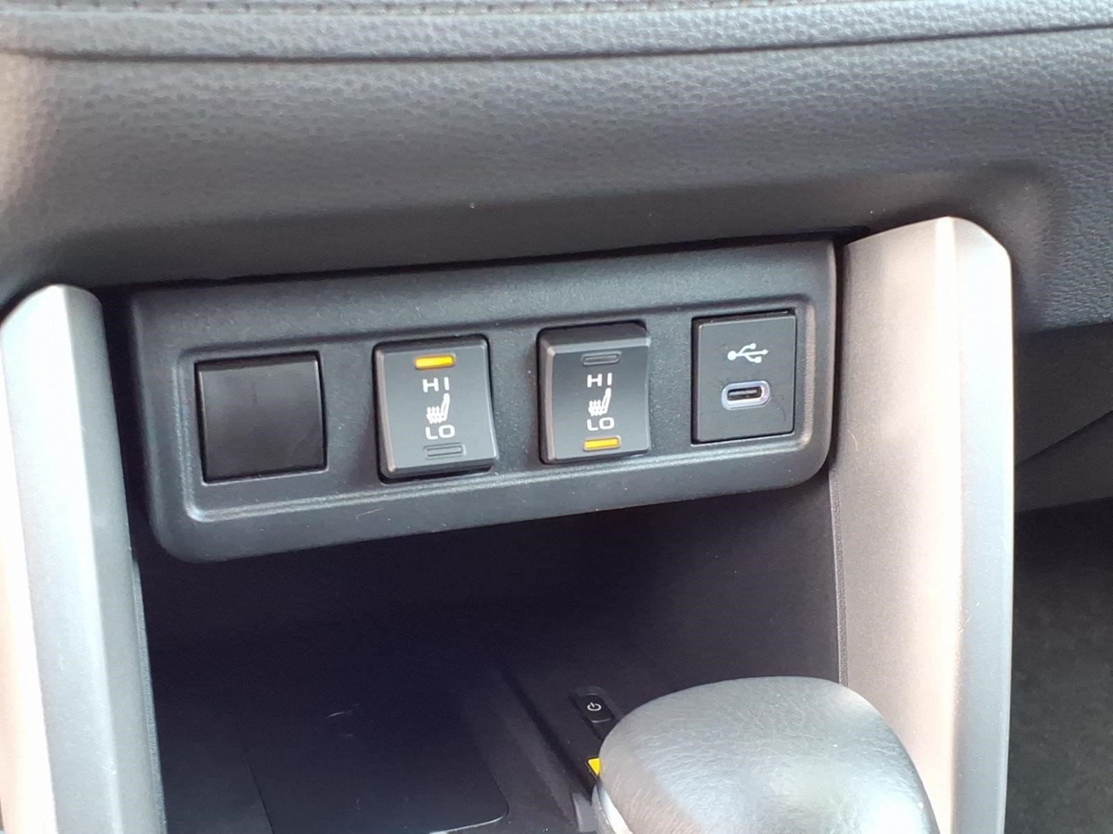 Used 2023 Toyota Corolla Cross XLE w/ Convenience Package AWD/4WD image 20