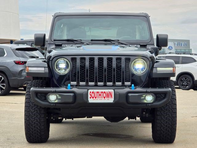 Used 2023 Jeep Wrangler Unlimited Rubicon 4xe w/ Steel Bumper Group AWD/4WD image 2