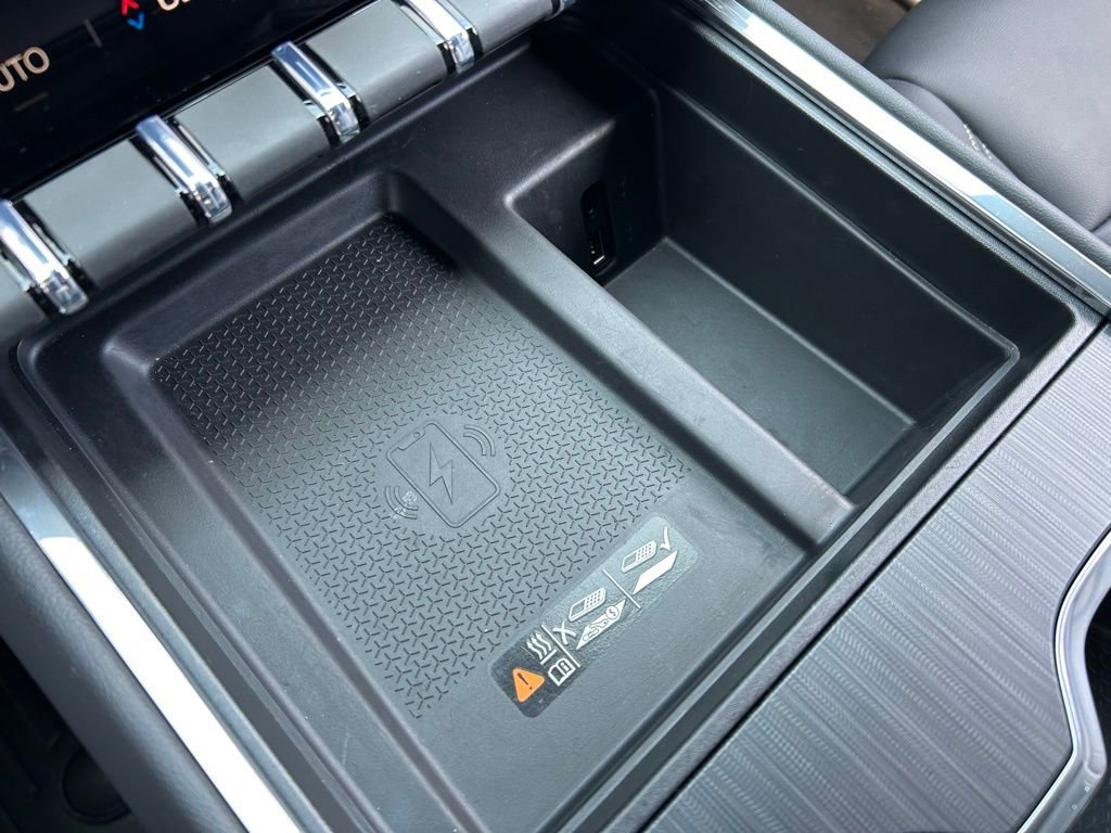 Used 2024 GMC Acadia Elevation image 30