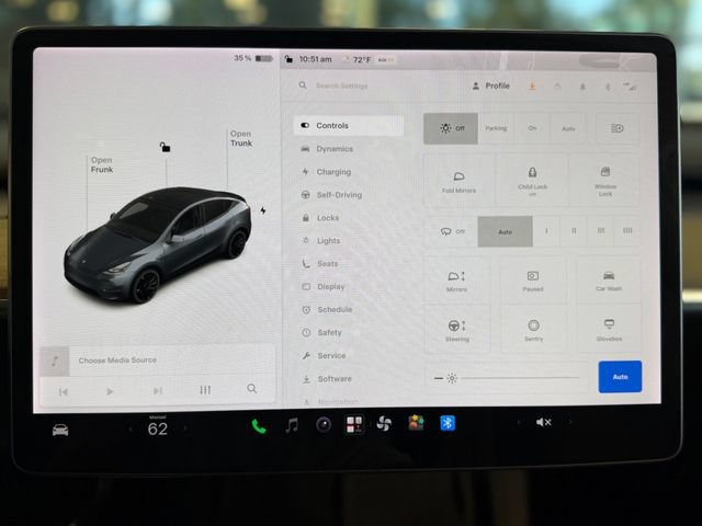 Used 2022 Tesla Model Y Performance AWD/4WD image 28