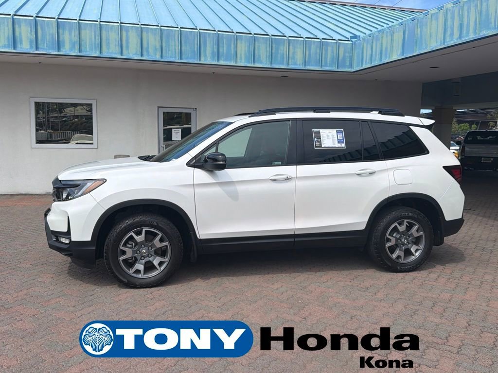 Certified 2023 Honda Passport TrailSport image 1