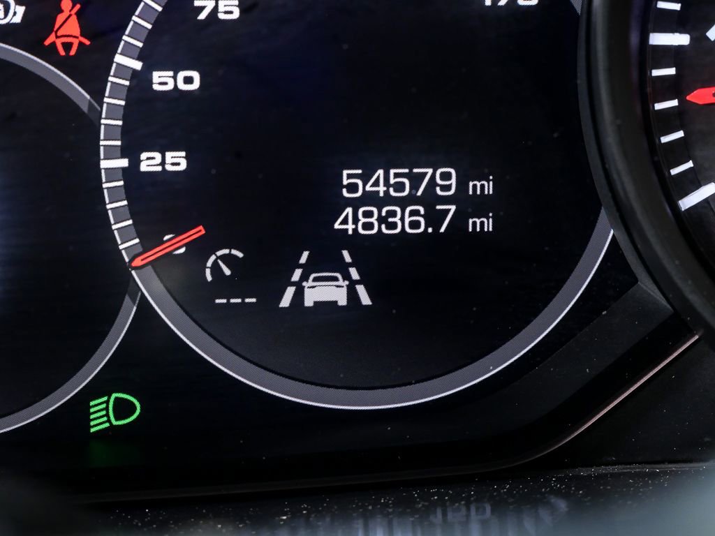 Used 2020 Porsche Cayenne image 12