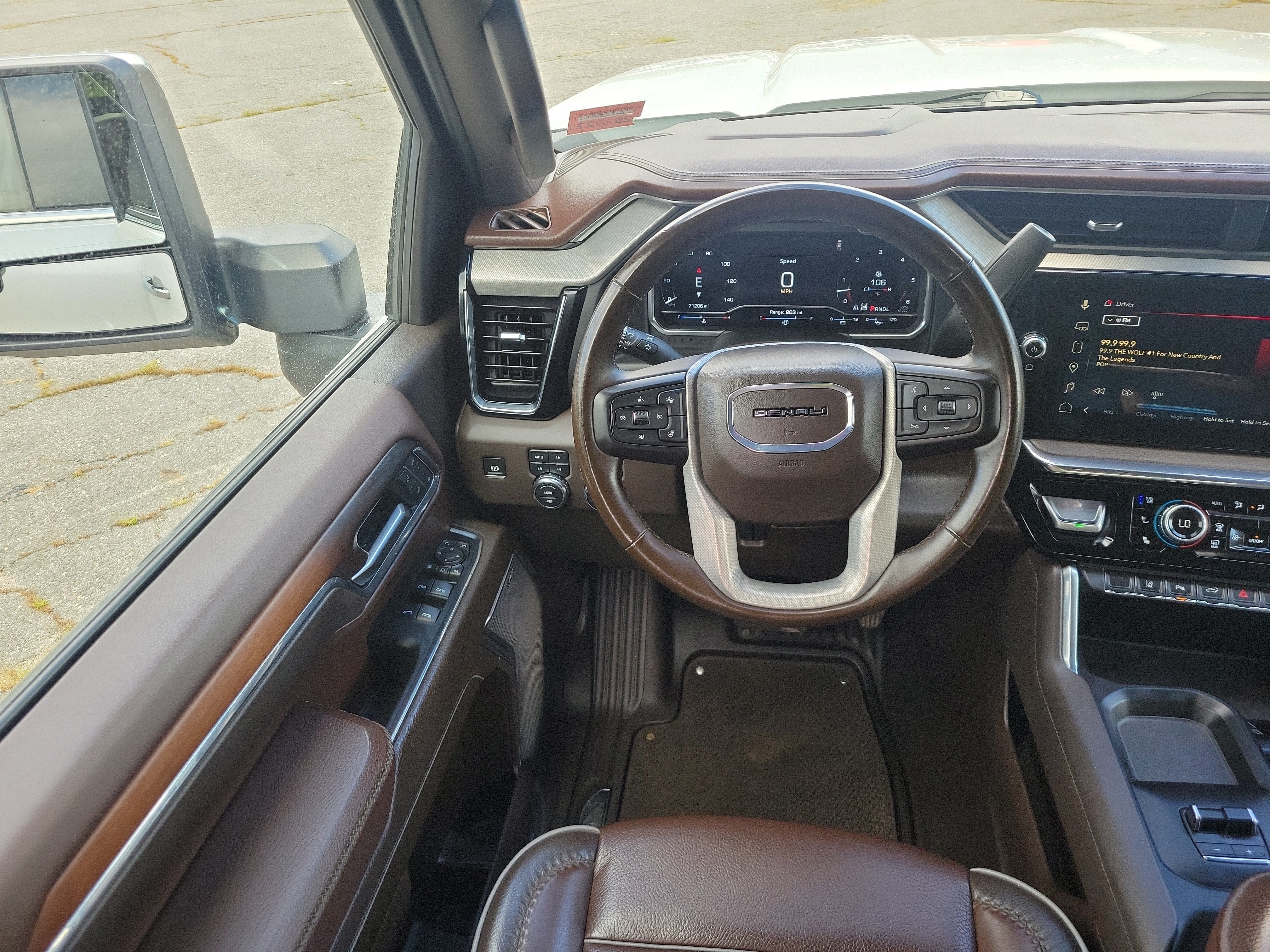 Used 2024 GMC Sierra 2500 Denali w/ Denali Reserve Package AWD/4WD image 19