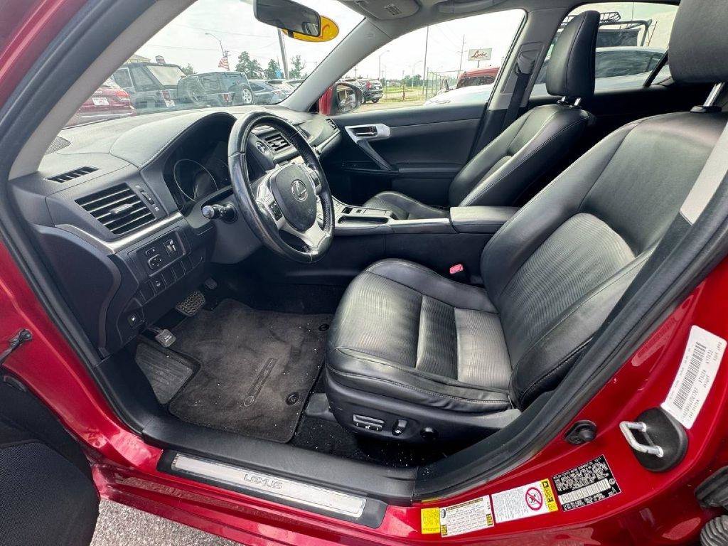 Used 2012 Lexus CT 200h Premium FWD image 2